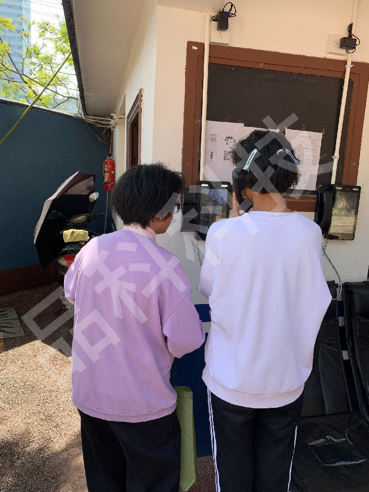 品科亲情电话机